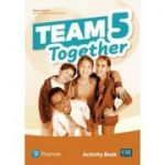 Team Together 5 Activity Book - Viv Lambert