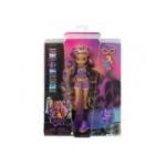 Papusa Clawdeen Wolf cu animalut si accesorii, Monster High