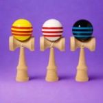 Kendama. Jucarie din lemn natur 19 cm color Stripes diverse culori