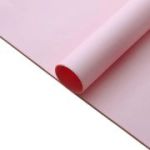 Hartie ambalat pentru cadou roz, model flori, 380x500cm, set 10 coli