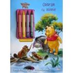Disney Winnie de Plus. Coloram cu Winnie. Carte de colorat cu 4 creioane cerate