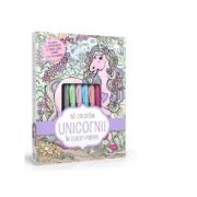 Sa coloram unicorni in culori pastel (4 carioci pastel, 2 tuburi de lipici cu sclipici)
