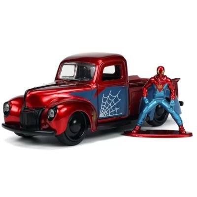 Masinuta marvel metalica ford pick up, scara 1: 32, si figurina metalica spider man, jada