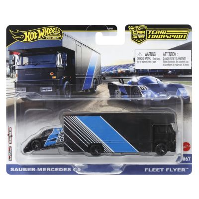 Hot Wheels Transportator Sauber Mercedes C9 cu masinuta Fleet Flyer scara 1: 64
